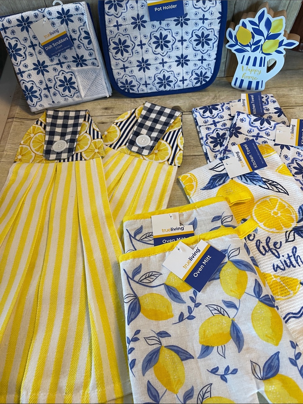 10 Piece Lemon Kitchen Bundle NWT Kitchen Towels & More Lemon & Blue